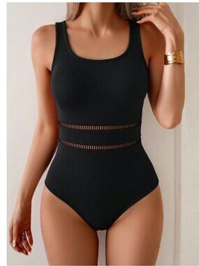 Cupshe Black Ribbed One Piece Swimsuit Cur Out Trim Size Small NWT